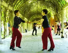 小苹果排练版分解版(小苹果排练版分解版免费下载)-第2张图片-QuickQ官网 小苹果排练版分解版(小苹果排练版分解版免费下载)-第2张图片-QuickQ官网